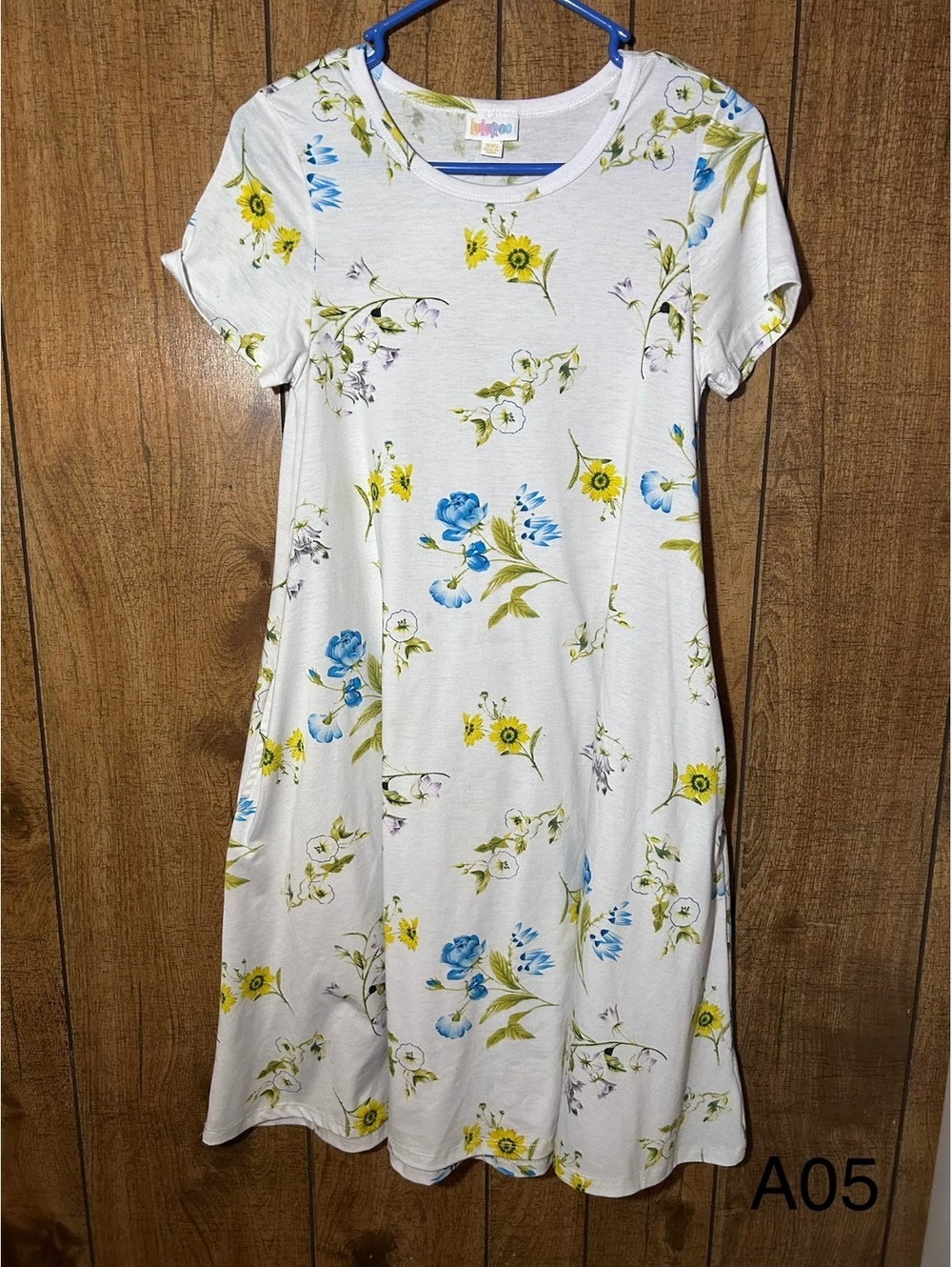 LuLaRoe White Blue Yellow Floral Swing Dress Women’s Size XXS Stretch